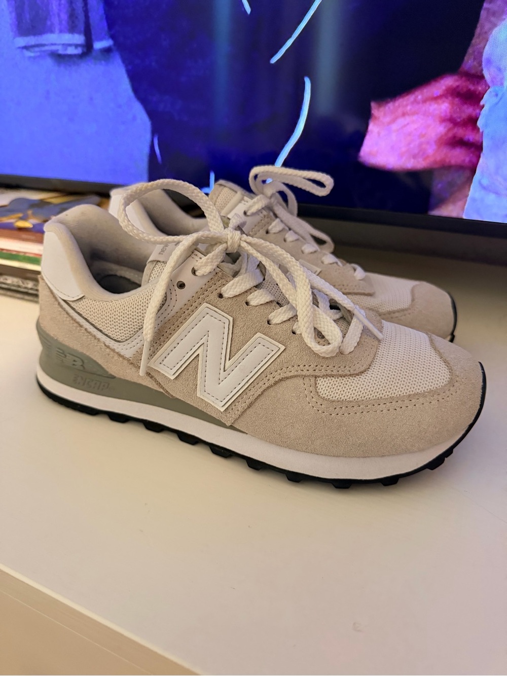 New Balance Beige & White Retro Runner